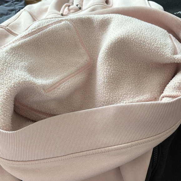 Carhartt Light Pink Hoodie with Logo Size Small - Picture 6 of 15